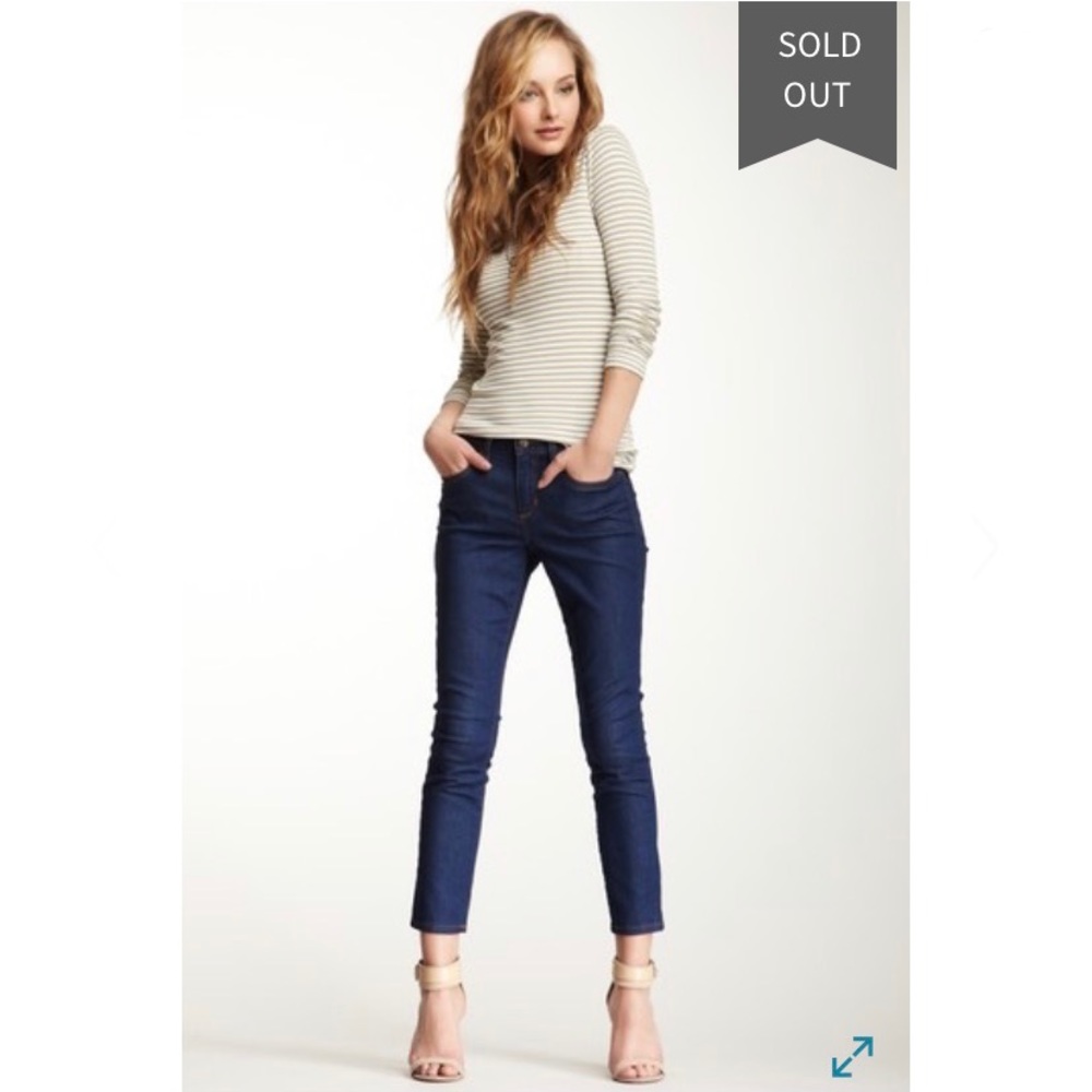 EUC Joe’s Jeans The High Water Denim in Skye Wash